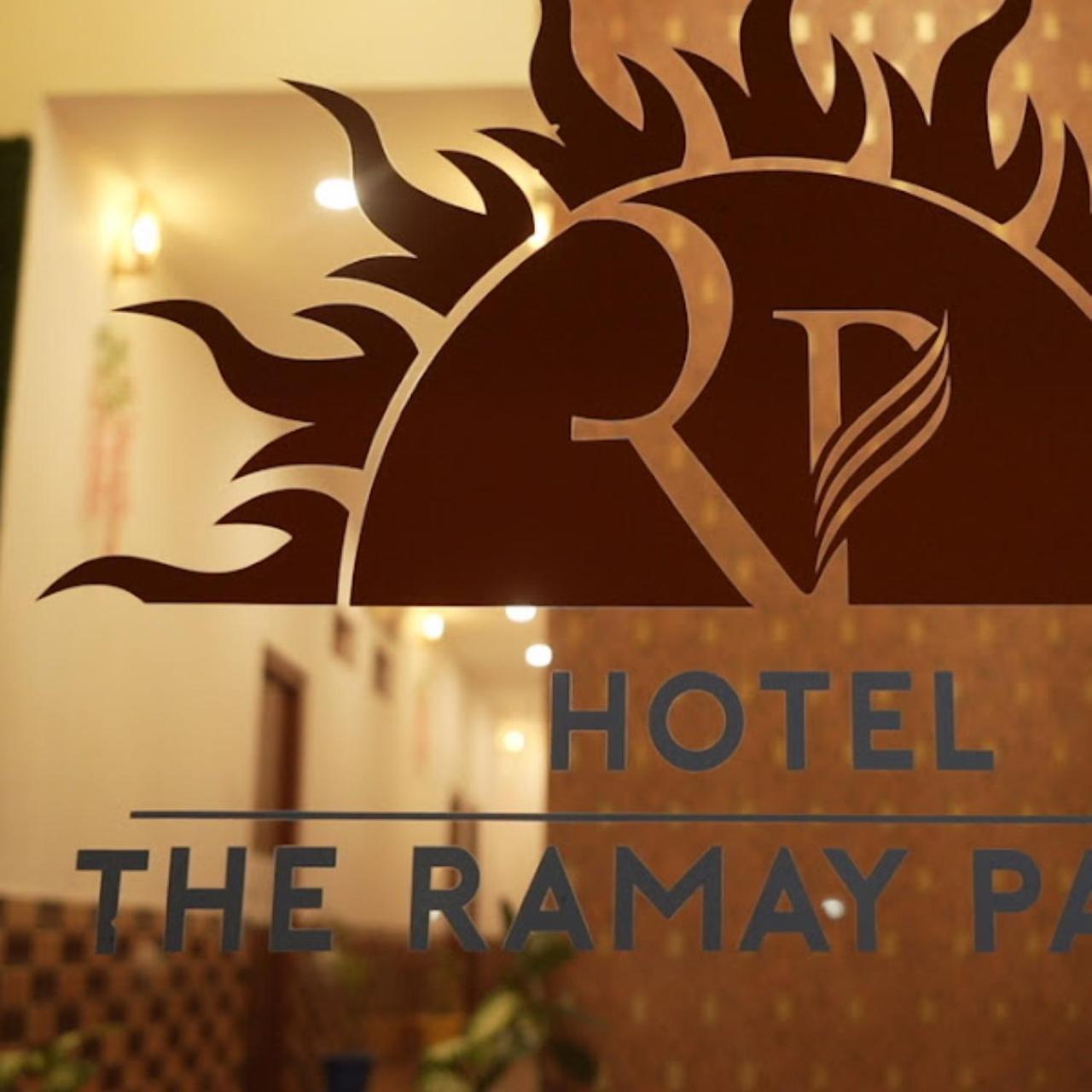 Hotel The Ramay Palace Ayodhya ภายนอก รูปภาพ